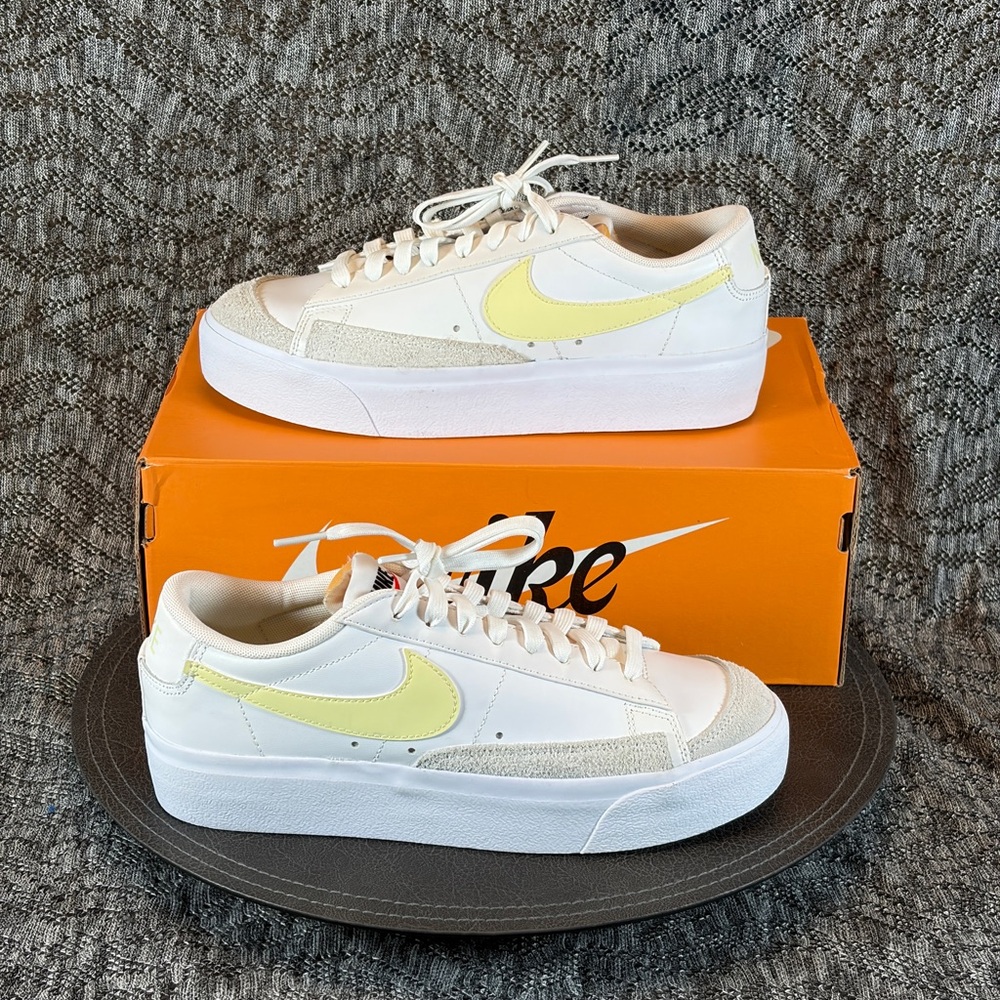 Nike Blazer Low Platform Sneaker Women's 9.5 White / Life Lime Orange
